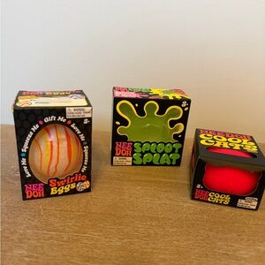 NeeDoh squish! Swirlie Eggs, Sploot Splat & cool cat! NEW in box!